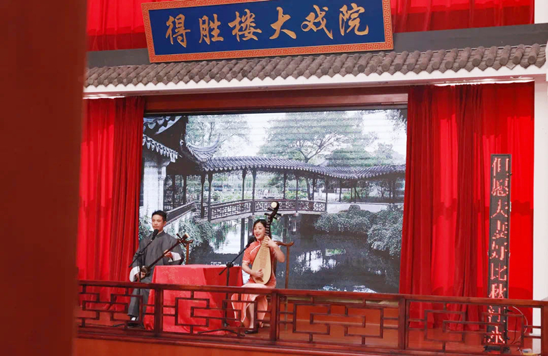 啤酒城、北茶商街“雙節(jié)”活動(dòng)活躍節(jié)日經(jīng)濟(jì)(圖5)