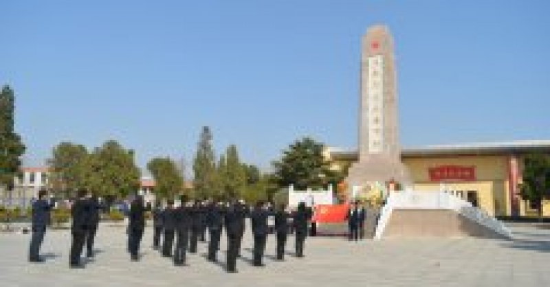 集團(tuán)團(tuán)委開展“緬懷革命先烈，弘揚(yáng)民族精神”愛國主義教育活動